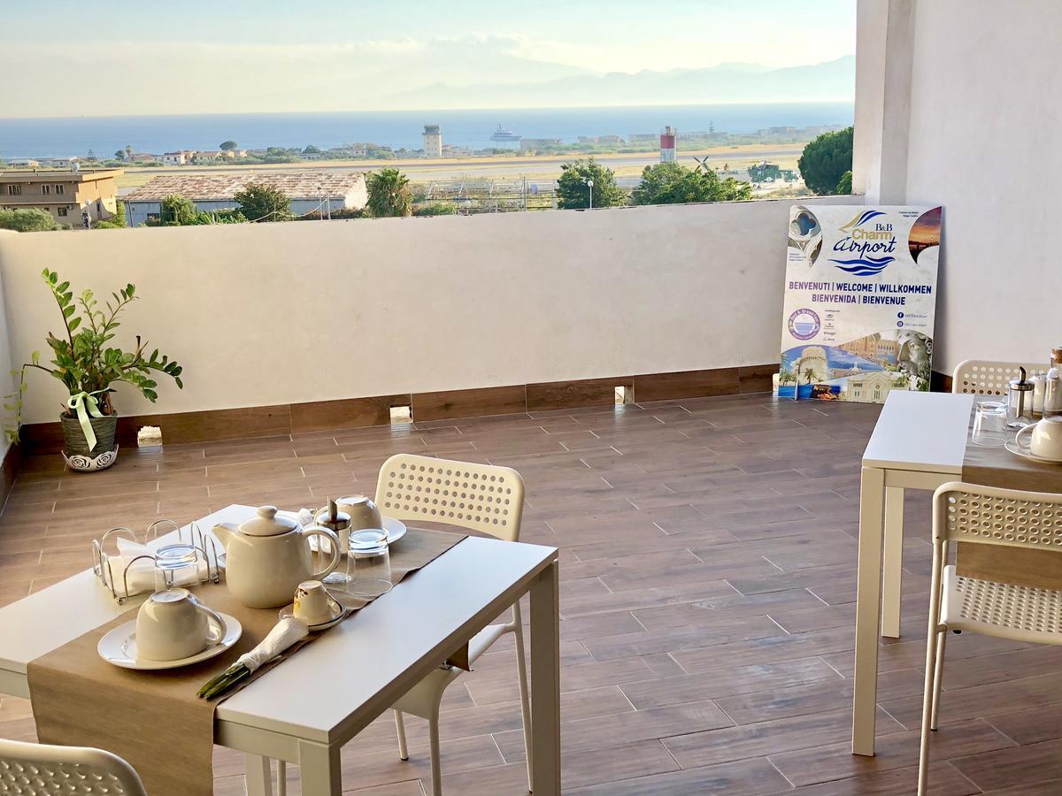 Charm Airport Bed & Breakfast Reggio di Calabria Exterior photo